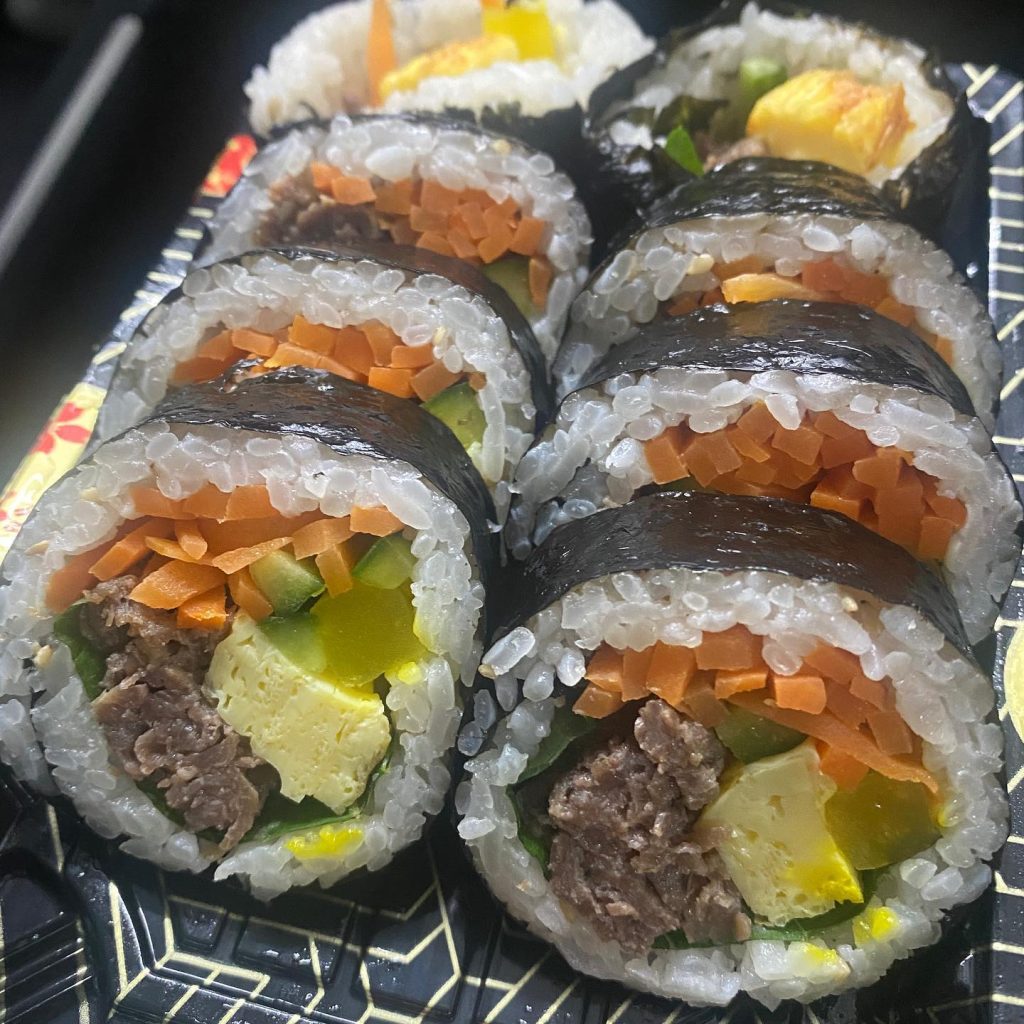 Korean roll